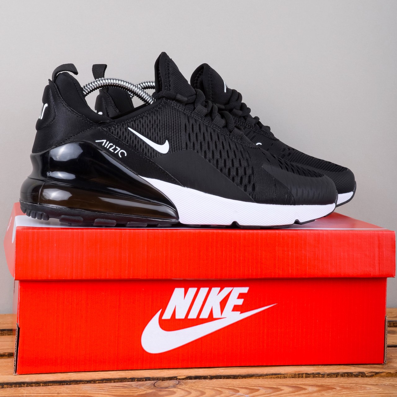SALE Чоловічі кросівки Nike Air Max 270 чорні з білим, фото 1