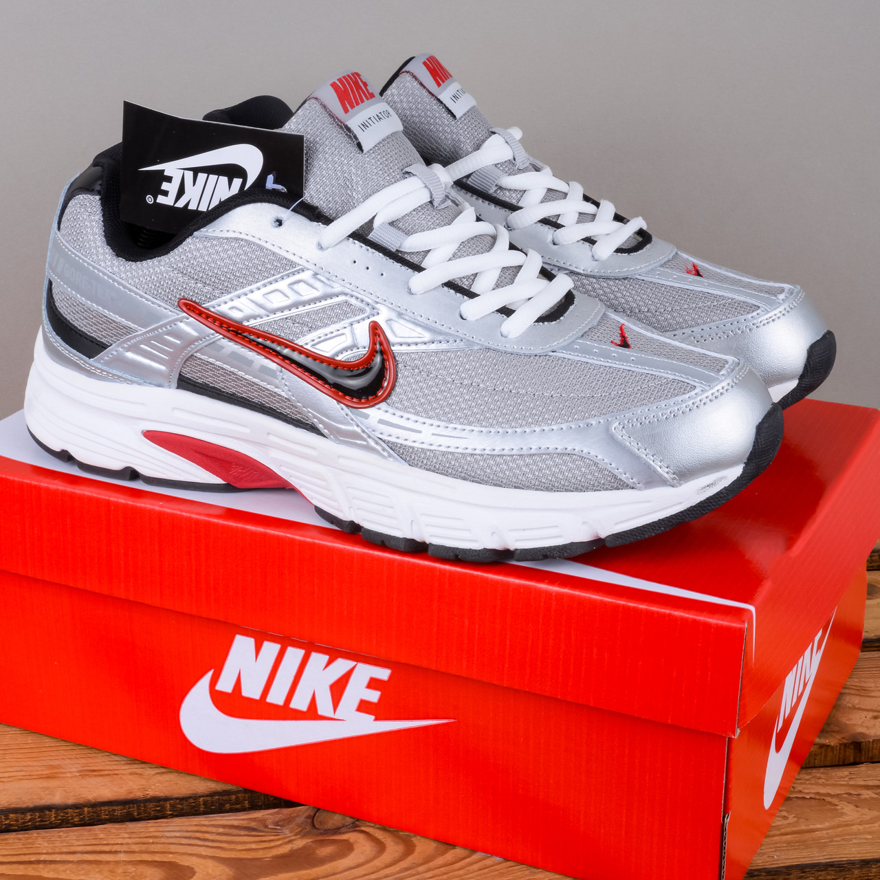 SALE Чоловічі Кросівки Nike Initiator срібні з білою підошвою