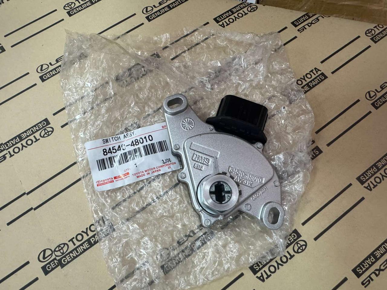 Датчик положення АКПП Toyota Camry 84540-48010 ACV40, фото 1