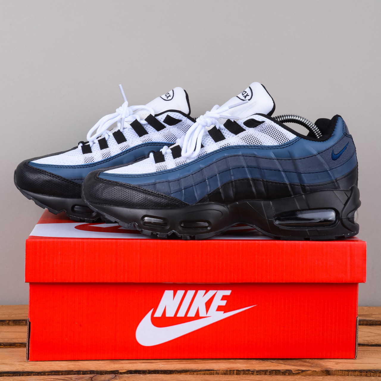 Чоловічі Кросівки Nike Air Max 95 чорні з синім, фото 1