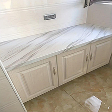 Самоклейна плівка під мармур для кухні 3 м на 60 см Білий мармур Декоративна мармурова наклейка на меблі, фото 2