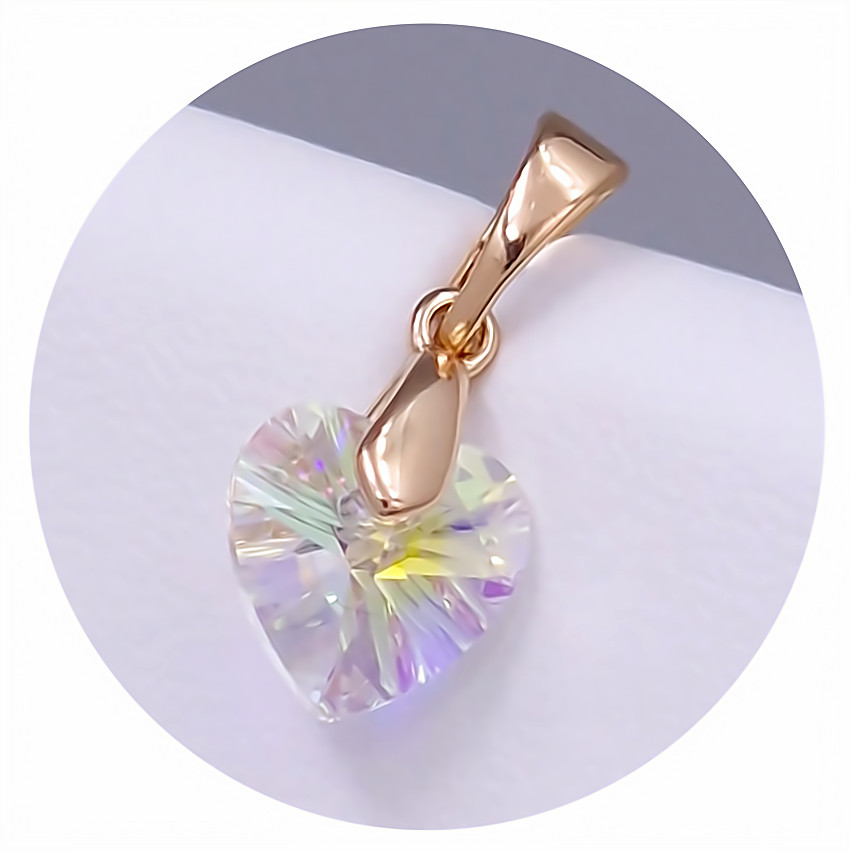 Кулон XР. Позолота 18К. Камені: Swarovski бензинового кольору. Довжина: 18 мм. Ширина: 7 мм.