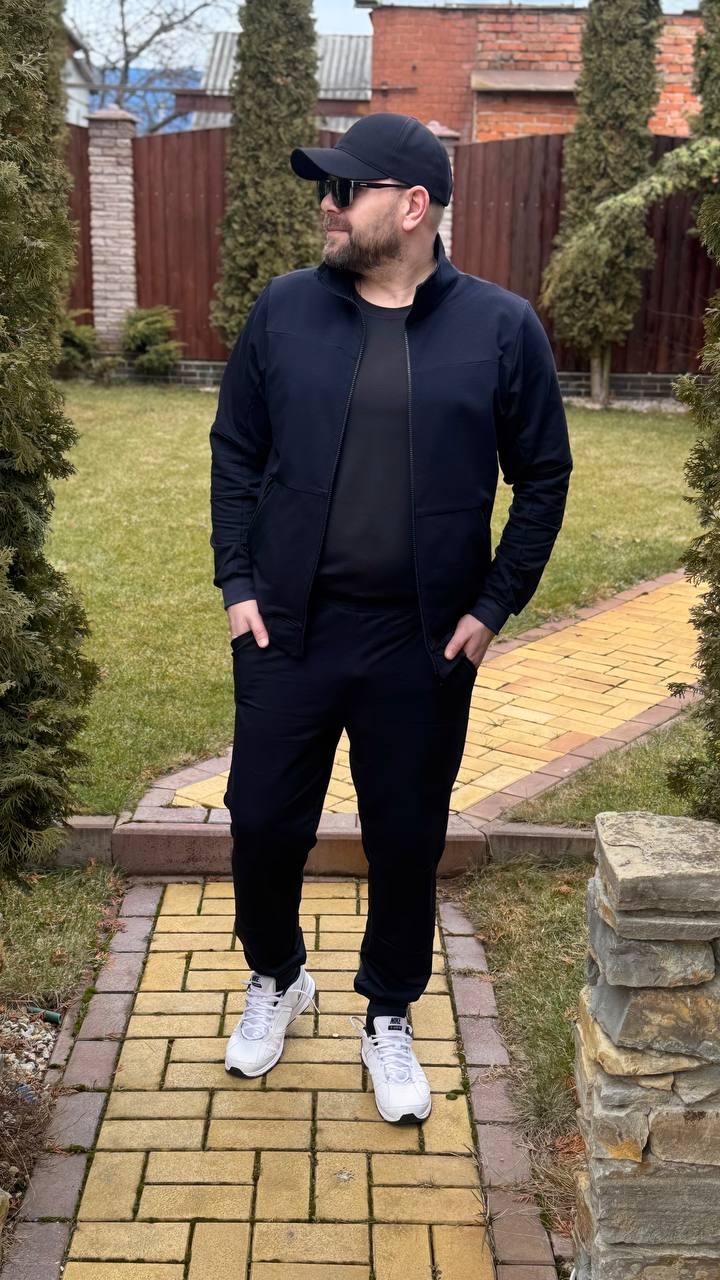 Спортивний костюм чоловічий без капюшону на блискавці на весну осінь