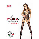Бодістокінг Passion BS017 чорний мереживний комбінезон для сексуальних ігор з імітацією панчохи та пояса, фото 5