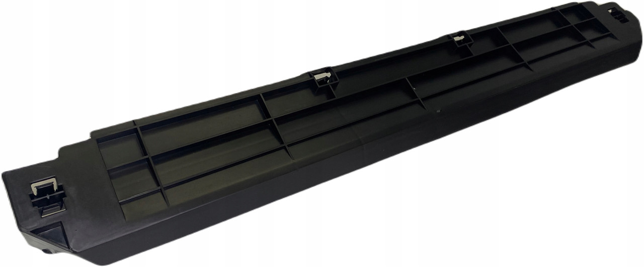 Накладка радіатора нижня BMW X3 G01 18-2.0T, 17118642758