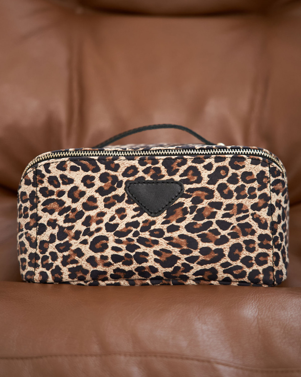 Шкіряна жіноча косметичка «Паула» світлий леопард 4958364