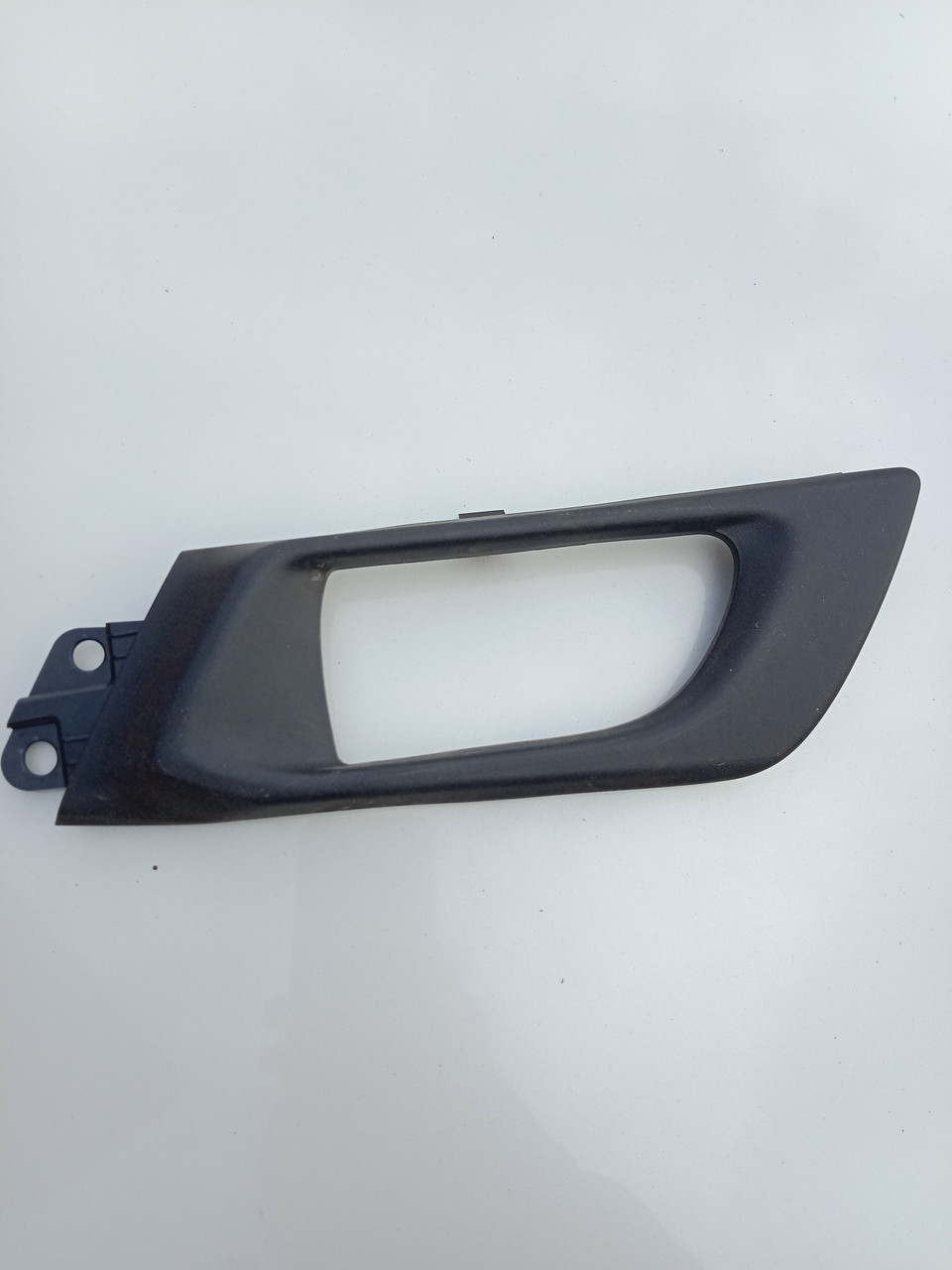 Накладка ручки двері внутрішня зад лів Subaru legacy Outback 15-19 94246AL01A