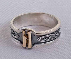 Кільце з руною Хагалаз з золотим накладкою з чернінням