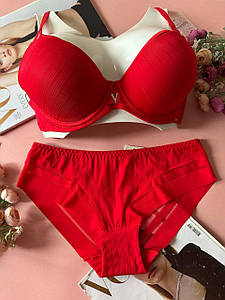 Комплект жіночої нижньої білизни на чашку В червоний