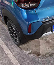 Бризковики Premium (4 шт) для Dacia Spring, фото 3