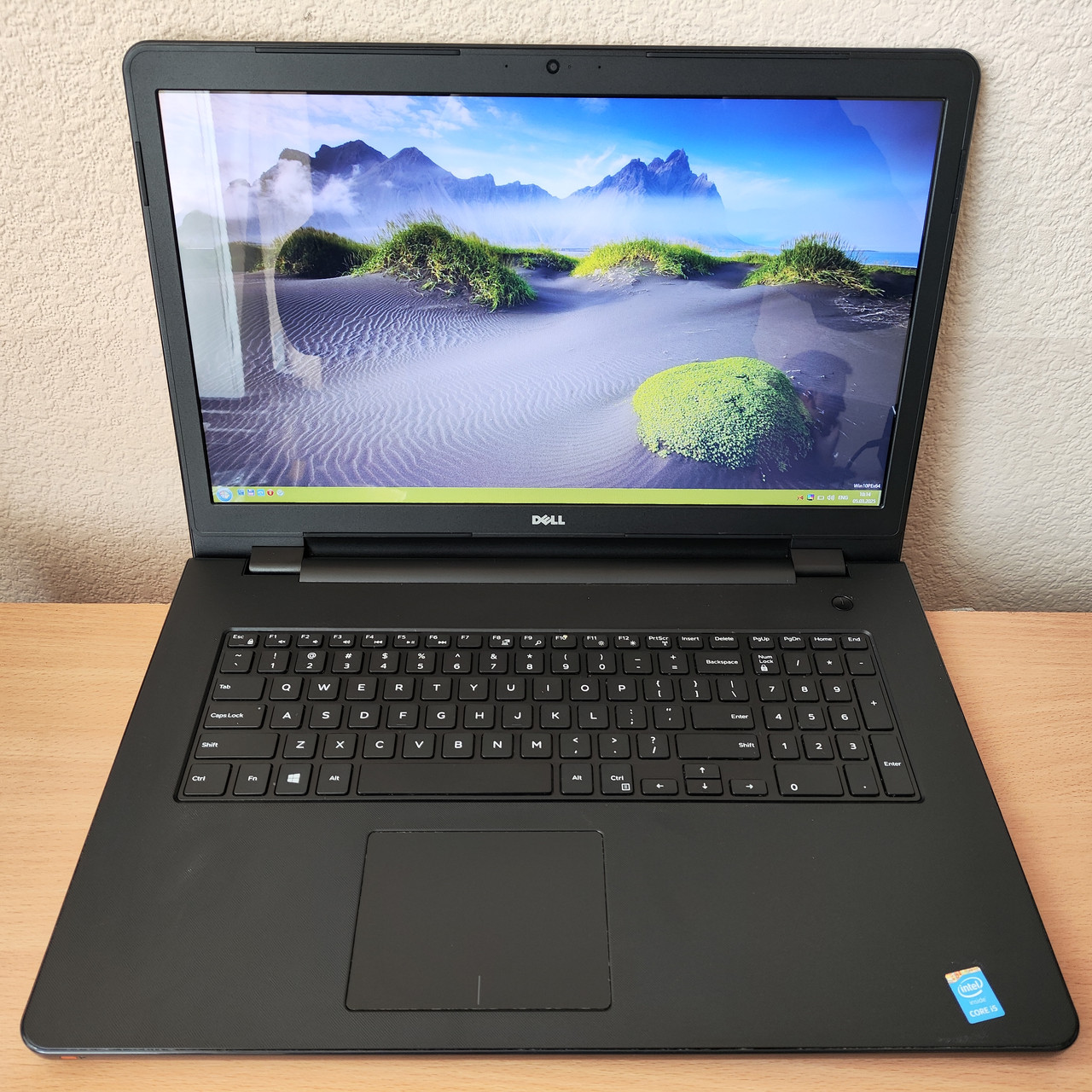 Ноутбук Dell Inspiron 5758 17.3" HD+ i5-4210U/8 GB DDR3/1 Tb HDD/Intel HD Graphics 4400