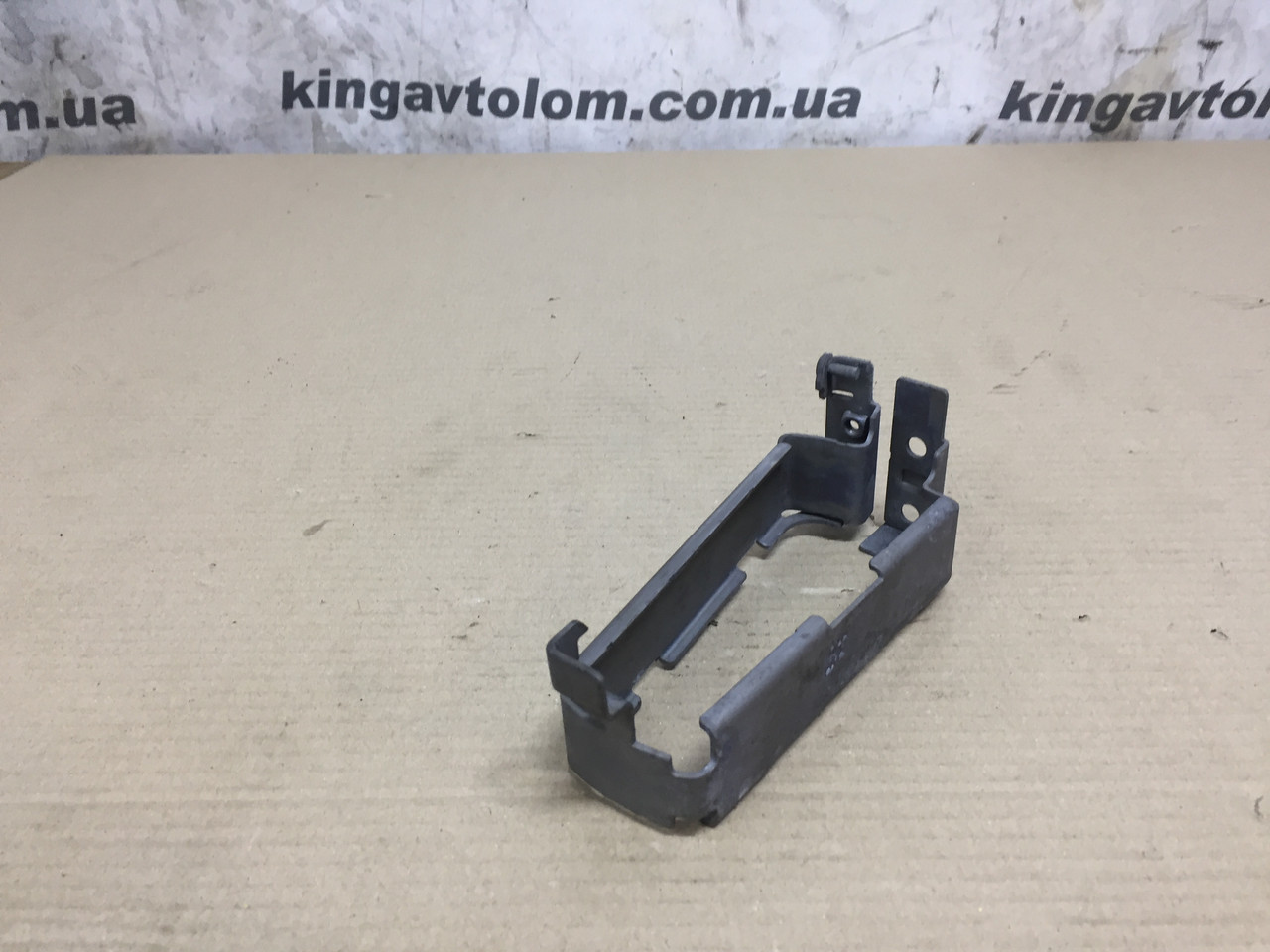 Кронштейн Skoda Octavia A5 1K0907269E, фото 1