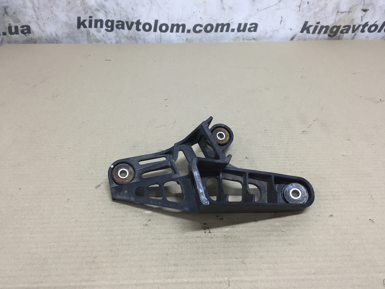 Кронштейн куліси Skoda Octavia A5 1K0711789G, фото 1