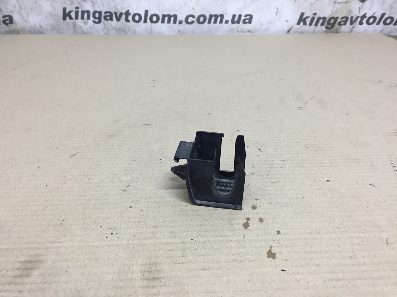 Кронштейн Skoda Octavia A5 1K0971845AE, фото 1