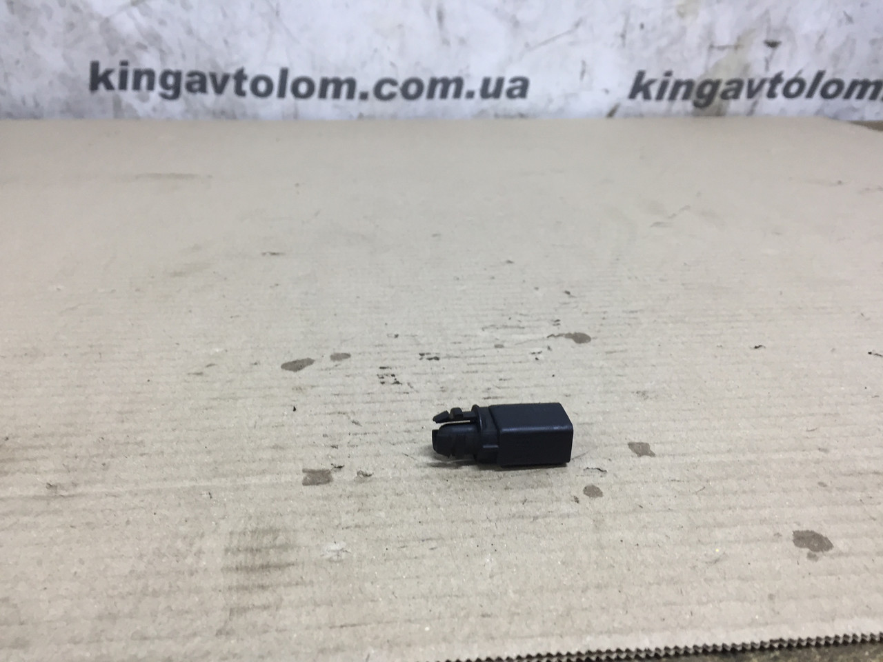 Датчик тепмератури зовнішній Skoda Octavia A5 8Z0820535, фото 1