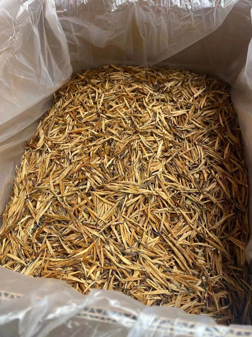 Китайський чай ДяньХун 50 г, червоний улун Premium Golden Needle 2024 року