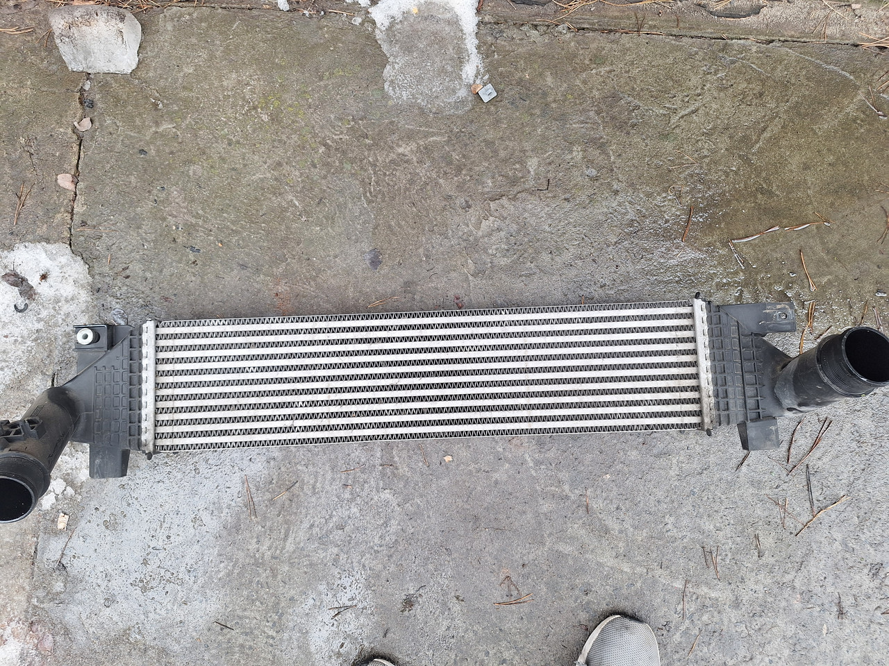 Інтеркулер радіатор 2.3 / 3.5 EcoBoost Ford Explorer 5 2015-2019 BB5Z-6K775-A; BB5Z6K775A; FB5Z-6K775-B FB5Z6K775B, фото 1