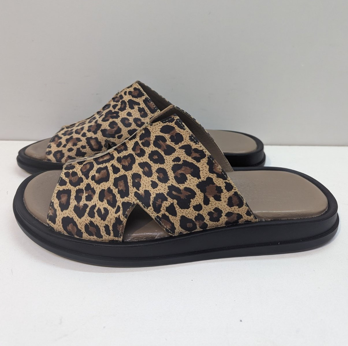STTOPA Розміри 40-45. Шльопанці великих розмірів шкіряні. 474-4045 Лепардові, фото 1
