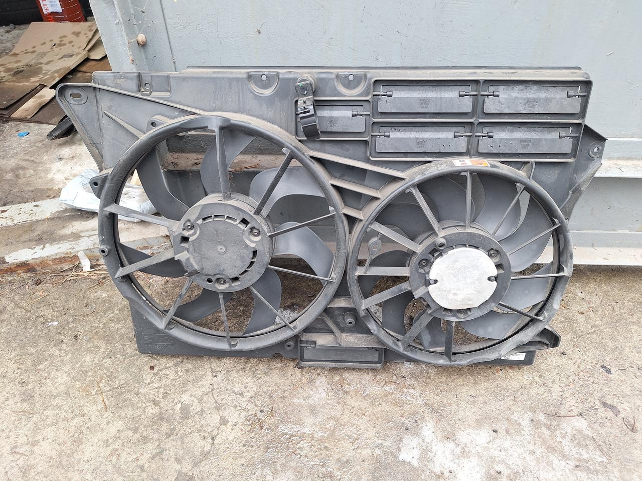 Вентилятор радіатора дифузор 2.3 / 3,5 2WD/4WD EcoBoost Ford Explorer 5 2015-2019 FB5Z16138A FB53 105B00-AA, FB53 105B00, фото 1