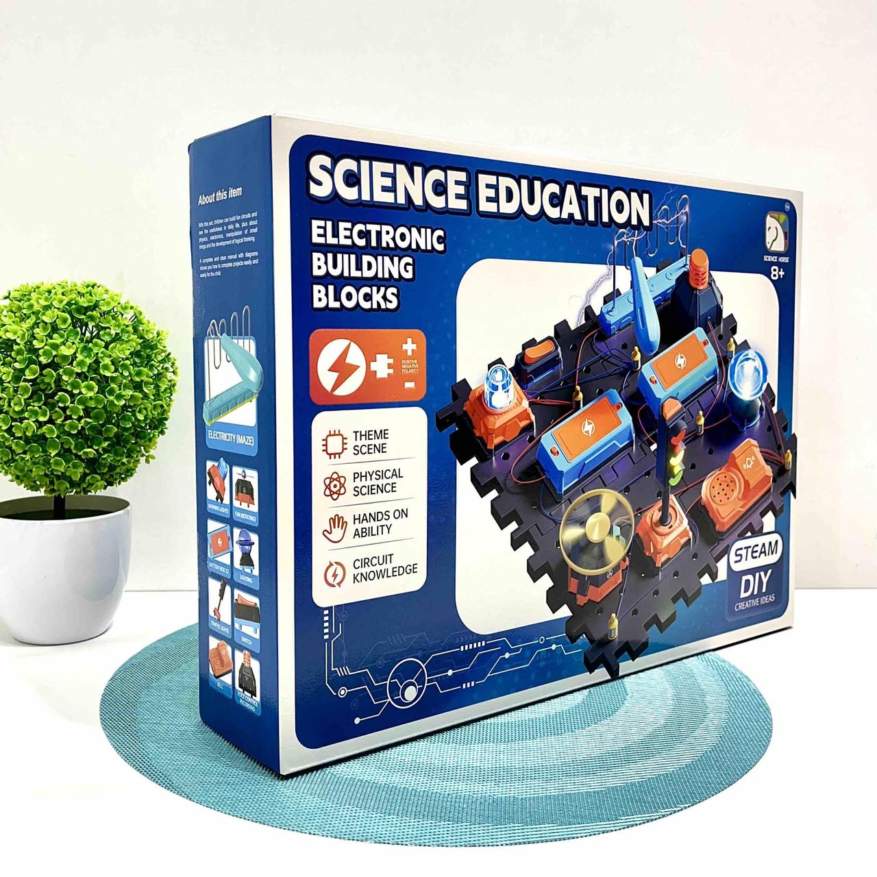 Конструктор SD807 електронний, зі світлом, рухомим гвинтом, на батарейках, у коробці., фото 1