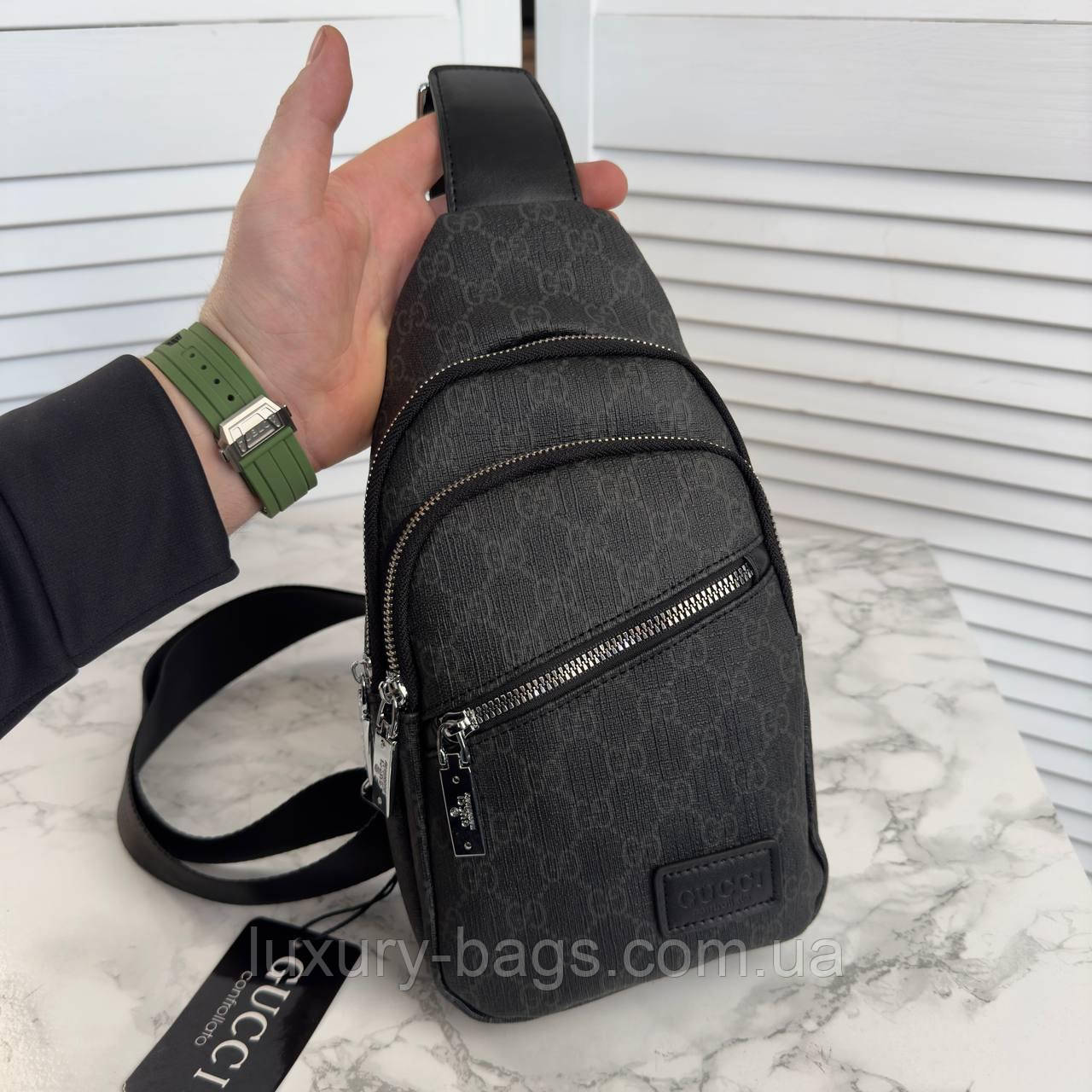Модна чоловіча нагрудна сумка Gucci