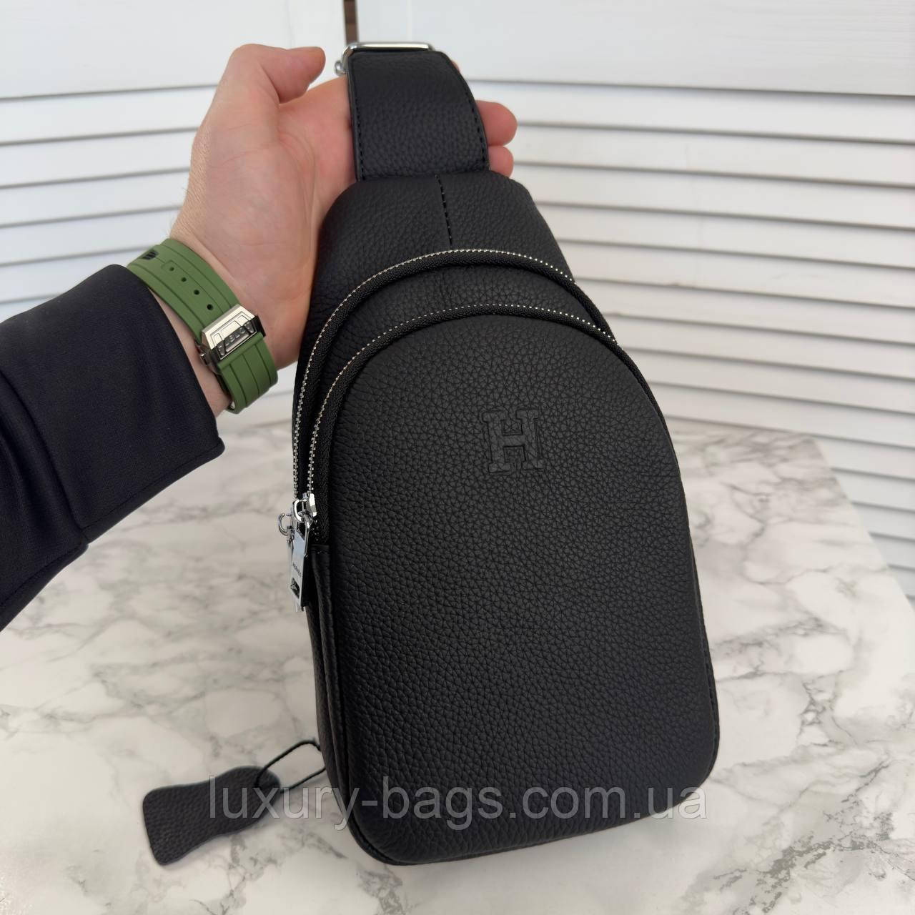 Чоловіча нагрудна сумка (слінг) Hermes