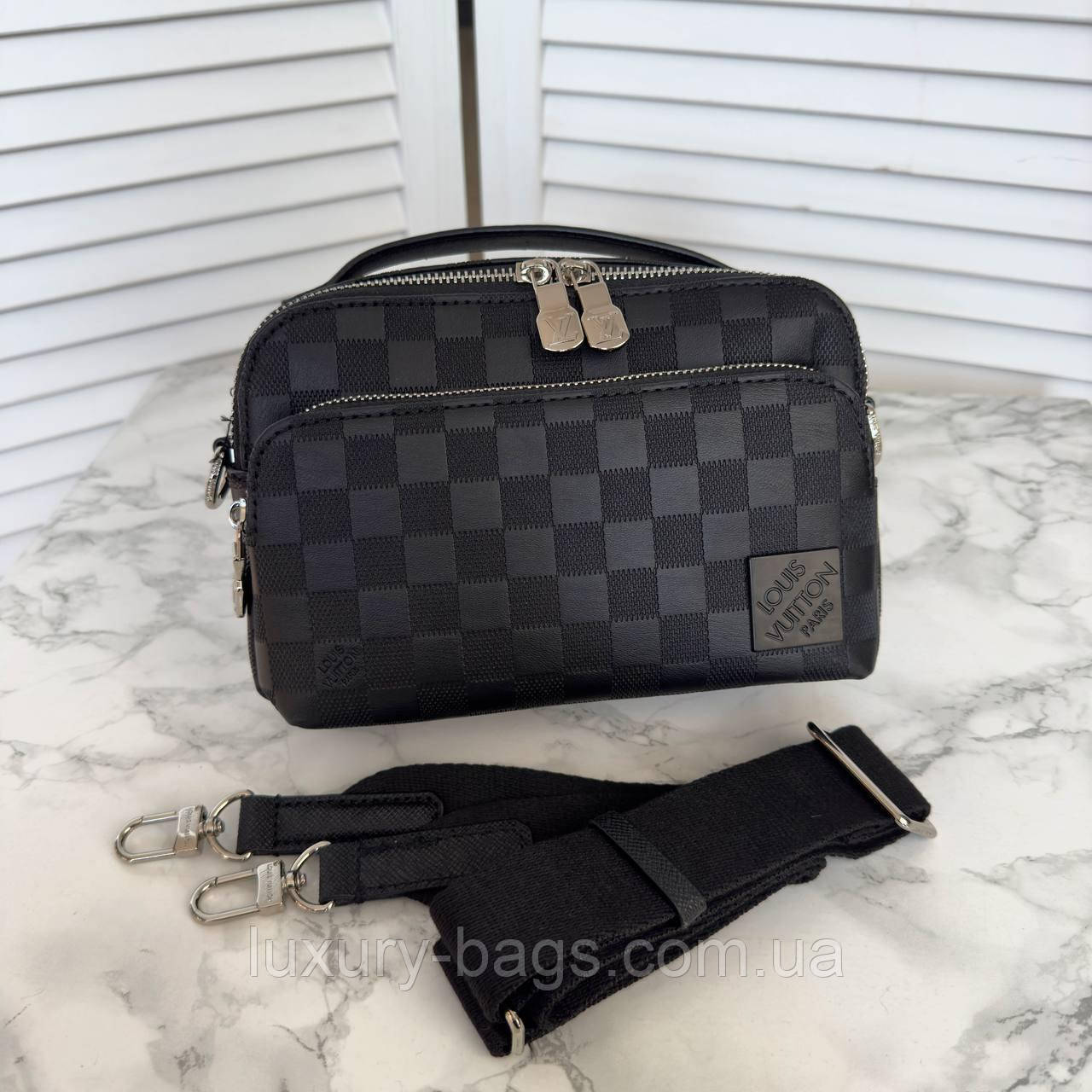 Стильна чоловіча сумка-месенджер Louis Vuitton