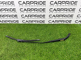 Поводок дворника AUDI A3 8V 1.8 2015 прав. (б/у)