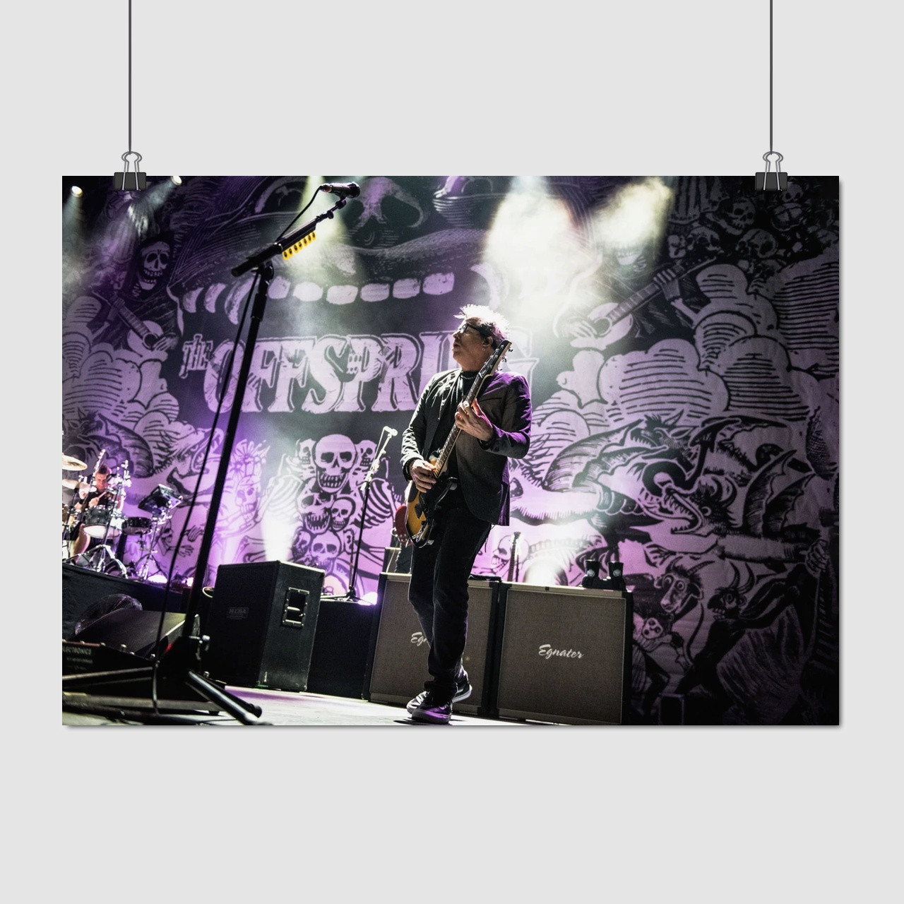 Плакат "Гитарист на сцені, The Offspring", 43×60см