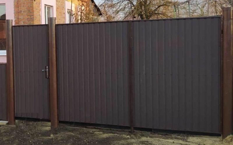 Ковані ворота "Квадрат" – простота та надійність