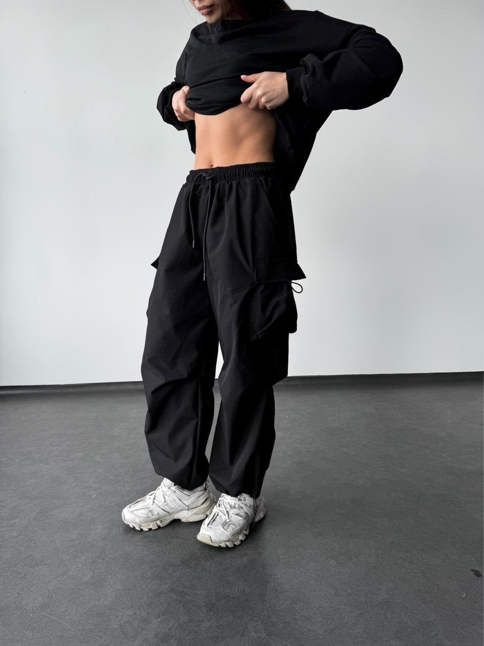 Жіночі штани оверсайз із плащової тканини широкі чорні з бічними кишенями Mount весняні осінні, фото 1