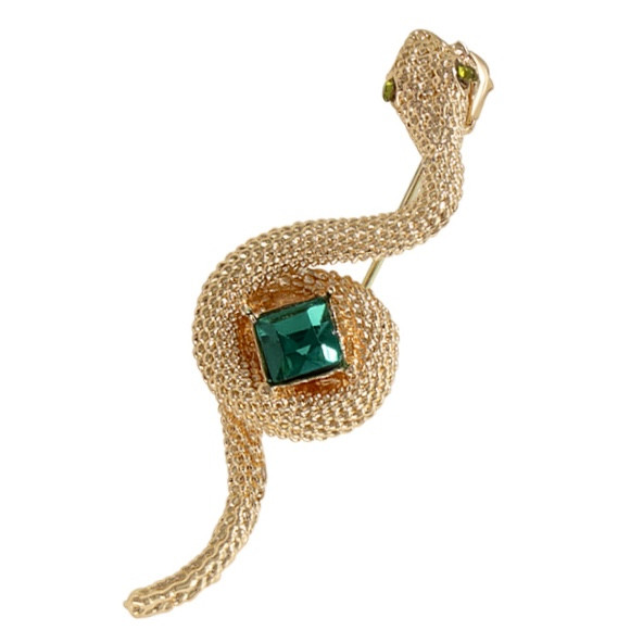Брошка металева на золотистій основі змія зі смарагдовим кристалом розмір виробу 45х15 мм