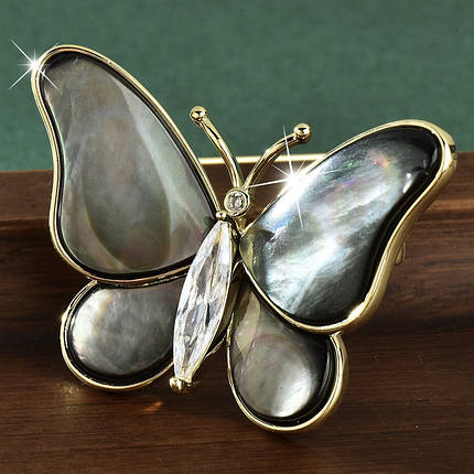 Брошка на золотистій основі великий метелик галіотіс із білими кристалами розмір 40х30 мм, фото 1