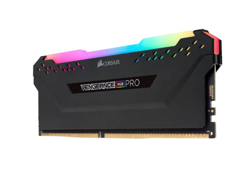 RAM DDR4 Заглушка Corsair Vengeance RGB Pro Black б/в
