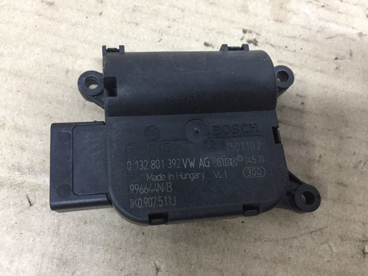Моторчик заслонки пічки Skoda Octavia A5 1K0907511J, фото 1