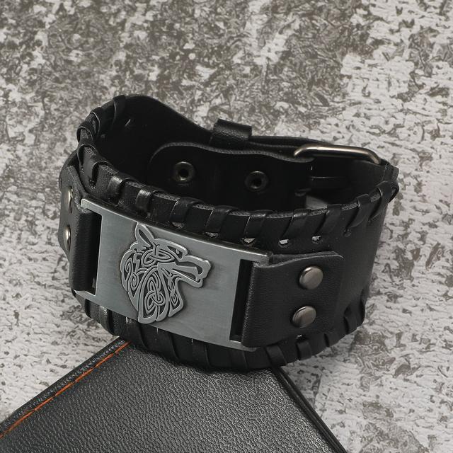 Браслет мужской кожаный Wolf Power Silver широкий Браслет мужской кожаный Wolf Power Silver широкий