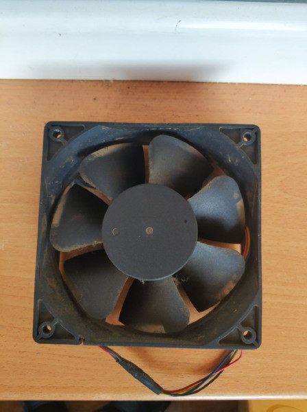 Вентилятор JDH1238B, 120x120x38 мм, 4pin, Б/у