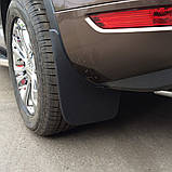 Бризковик Volkswagen Touareg 2010-2017 задній лівий, фото 4