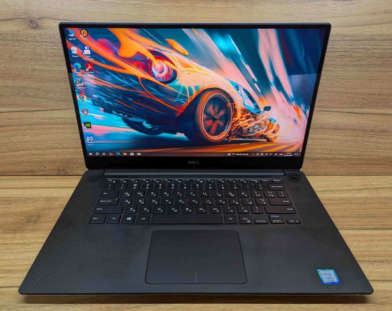 Б/в Ігровий ноутбук Dell XPS 15 9570 15.6" 3840x2160 Touch| i7-8750H| 16GB RAM| 512GB SSD| GTX 1050 4GB