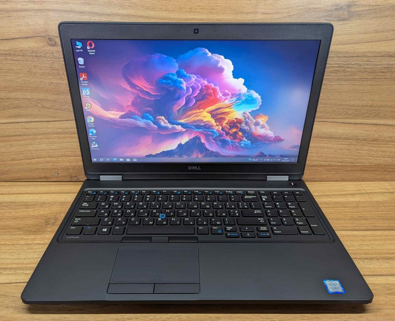 Б/в Ноутбук Б-клас Dell Latitude 5580 15.6" 1920x1080| Core i5-7200U| 8 GB RAM| 240 GB SSD| HD 620