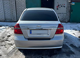 Накладка на задній бампер з загином для Chevrolet Aveo T250 2005-2011 ABS-пластик