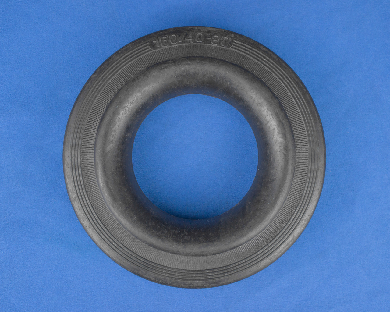 Шина гумова сіра 160/40-80 для складського візка, конвеєра, промислового обладнання