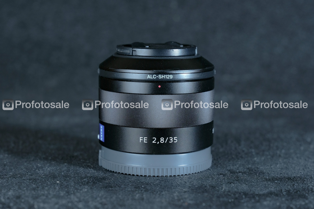Об'єктив Sony Zeiss FE 35mm f/2.8 ZA Sonnar T*