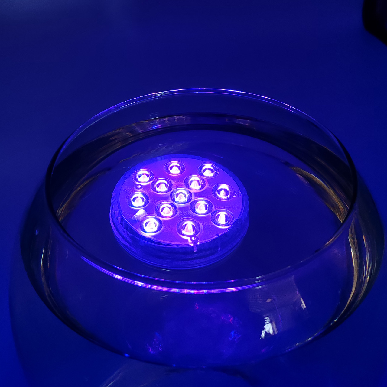 Водонепроникний LED-світильник для басейну, ставка, акваріума. RGB, з пультом керування. 12 кольорів