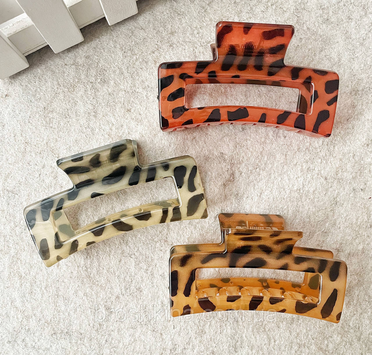 Крабі для волосся гуртом пластикові 8.5*4 см 12 шт/уп ЛЕОПАРДОВІ, фото 1