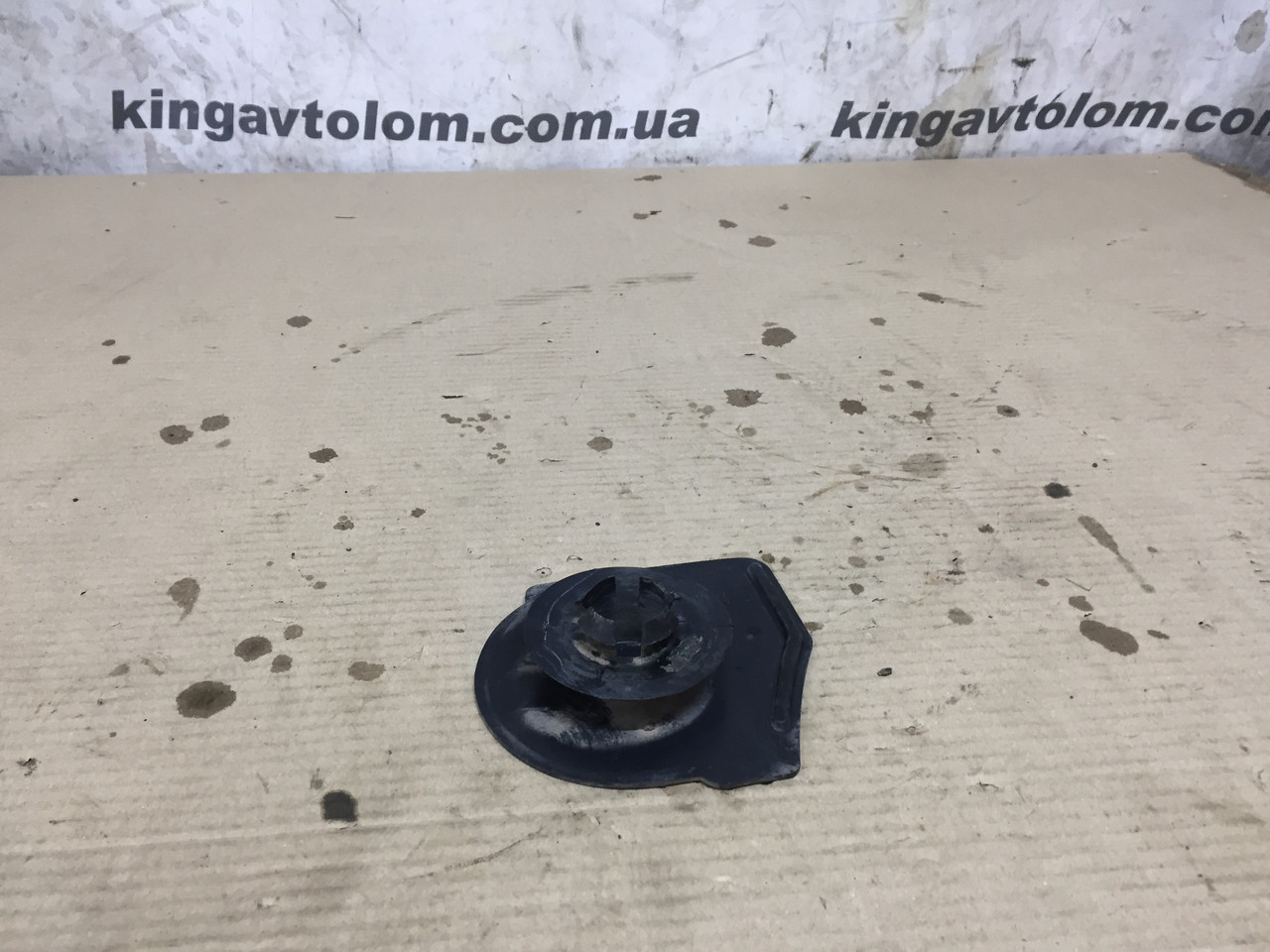 Заглушка Skoda Octavia A5 1K0825962B, фото 1