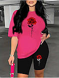 Жіночий літній костюм: футболка вільного крою та велосипедки з принтом, фото 5