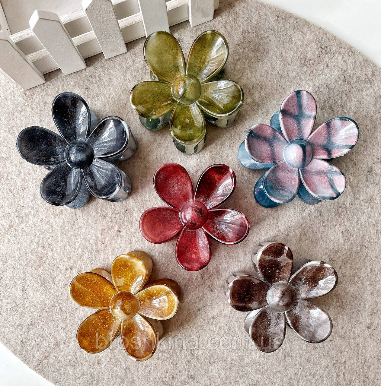 Краби для волосся пластикові оптом 8*8 см 12 шт/уп  КВІТКА, фото 1