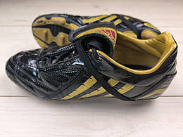 Бутси Adidas Predator, розмір 38,5 (устілка 24 см) стан ДОБРИЙ