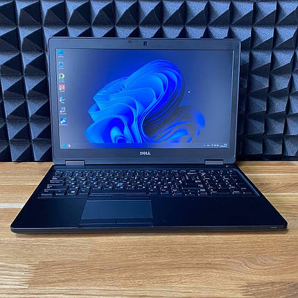 Б/в Ноутбук Dell Latitude 5580 15.6" 1920x1080| Core i5-6300U| 8 GB RAM| 256 GB SSD| HD 520, фото 1